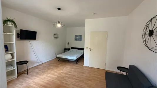 Apartments in Berlin Charlottenburg-Wilmersdorf - photo 2