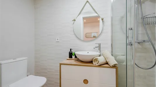 Rooms in Madrid Chamberí - photo 4