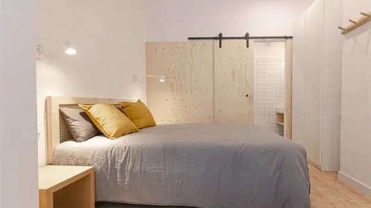 Rooms in Barcelona Gràcia - photo 3