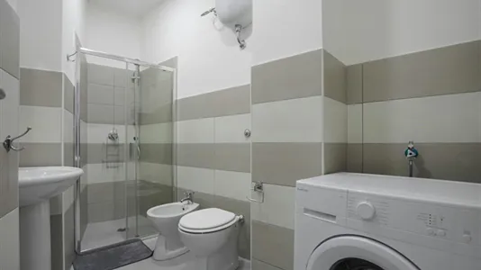Rooms in Napoli Municipalità 2 - photo 9