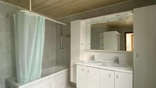 Rooms in Charleroi - photo 9