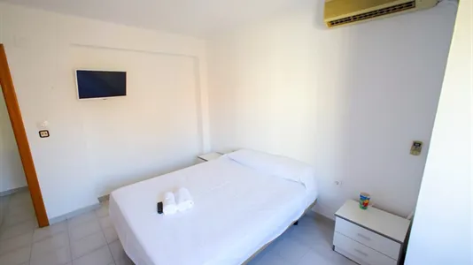 Rooms in Valencia Algirós - photo 9