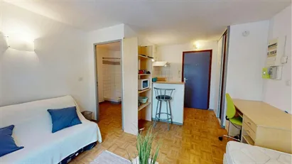 Apartment for rent in Rouen, Normandie