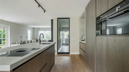 Houses in Laren - photo 4