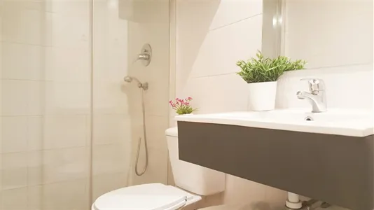 Rooms in Madrid Chamberí - photo 5