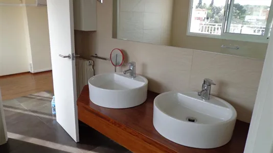 Rooms in Barcelona Sants-Montjuïc - photo 10