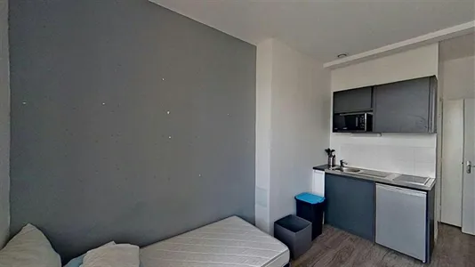 Rooms in Poitiers - photo 2