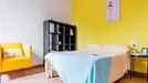 Room for rent, Padua, Veneto, &lt;span class=&quot;blurred street&quot; onclick=&quot;ProcessAdRequest(10824025)&quot;&gt;&lt;span class=&quot;hint&quot;&gt;See streetname&lt;/span&gt;[xxxxxxxxxxxxx]&lt;/span&gt;