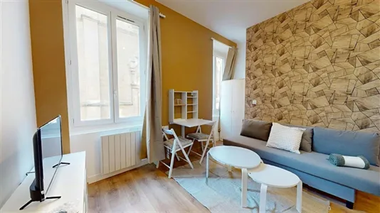 Apartments in Lyon - photo 2