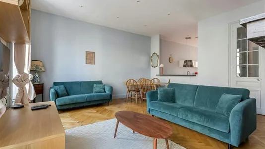 Apartments in Lyon - photo 2