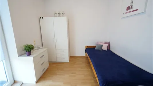 Rooms in Łódź - photo 4