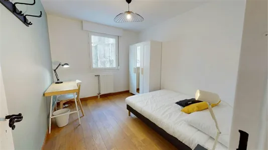 Rooms in Lyon - photo 1