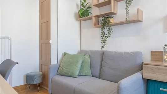 Rooms in Madrid Centro - photo 5