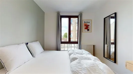 Rooms in Saint-Denis - photo 2