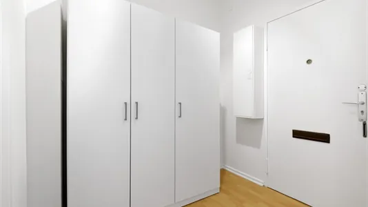 Apartments in Berlin Charlottenburg-Wilmersdorf - photo 9