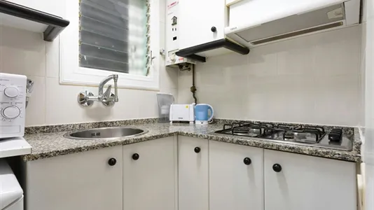 Apartments in Barcelona Eixample - photo 7