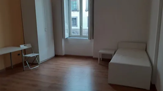 Rooms in Napoli Municipalità 4 - photo 7