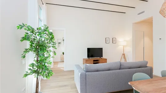 Apartments in Barcelona Eixample - photo 6