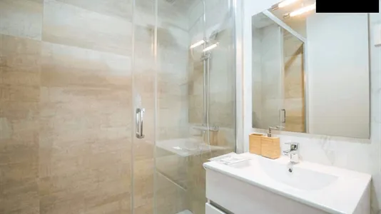 Rooms in Bilbao - photo 6