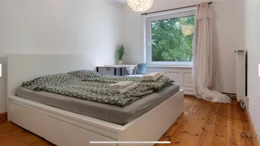 Rooms in Hamburg Mitte - photo 1