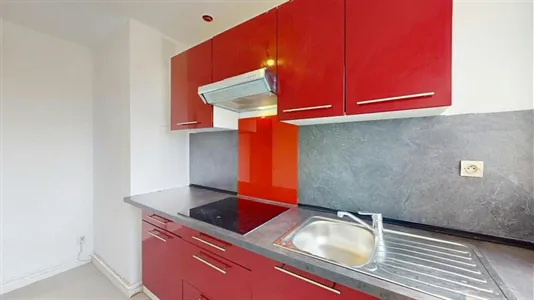 Apartments in Poitiers - photo 4