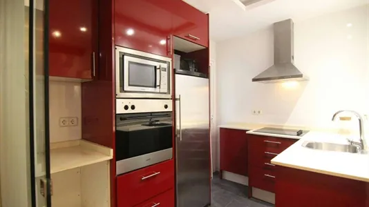 Apartments in Barcelona Ciutat Vella - photo 7