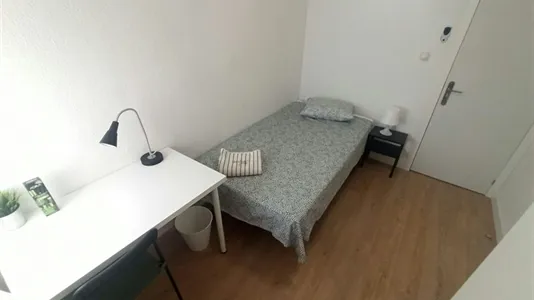 Rooms in Madrid Puente de Vallecas - photo 5
