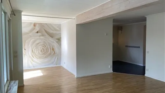 Houses in Sigtuna - photo 2