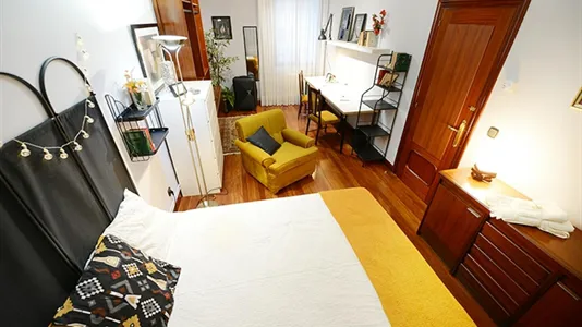 Rooms in Bilbao - photo 4