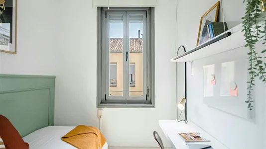 Rooms in Madrid Centro - photo 6