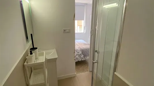 Rooms in Manises - photo 5