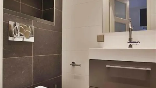 Apartments in Amsterdam Centrum - photo 9