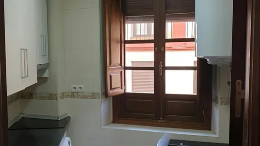 Rooms in Granada - photo 9