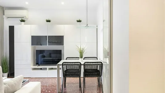 Apartments in Barcelona Eixample - photo 5