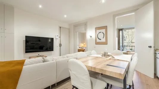 Rooms in Barcelona Eixample - photo 5