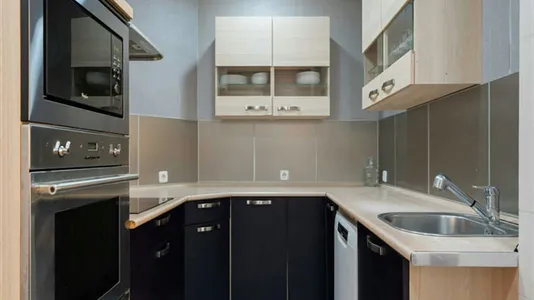 Rooms in Madrid Salamanca - photo 10