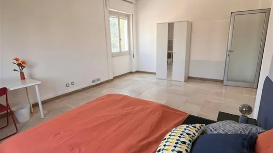 Rooms in Brescia - photo 8