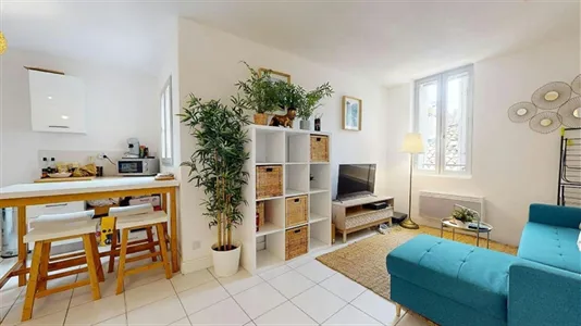 Rooms in Nîmes - photo 8