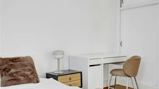 Apartments in Paris 15ème arrondissement - photo 8