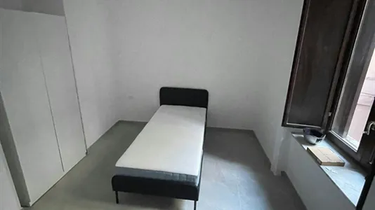 Rooms in Napoli Municipalità 3 - photo 6