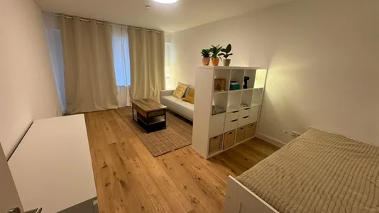 Apartments in Dusseldorf - photo 2