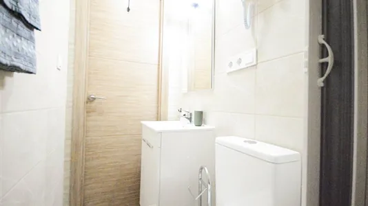 Rooms in Valencia Algirós - photo 10