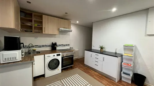 Rooms in Madrid Retiro - photo 4