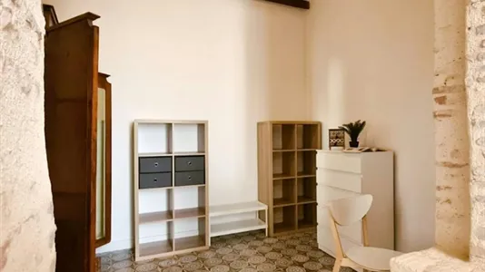 Rooms in Valencia Ciutat Vella - photo 4
