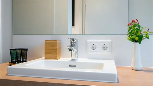 Apartments in Vienna Hietzing - photo 5