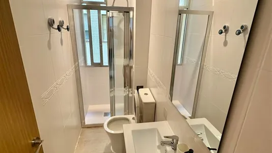 Rooms in Madrid Salamanca - photo 5