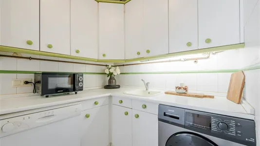 Rooms in Madrid Chamartín - photo 9