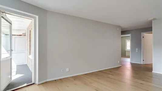 Apartments in Örebro - photo 4