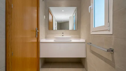 Rooms in Madrid Chamartín - photo 4