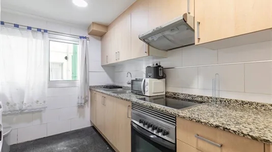 Rooms in Valencia Algirós - photo 10